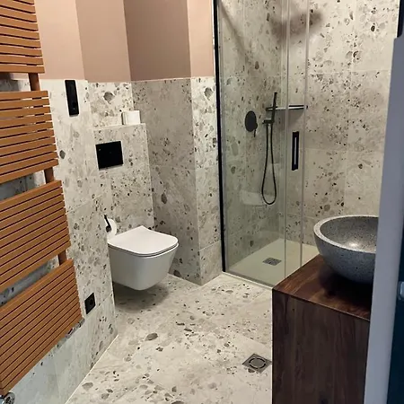 Nest Hotel 4*