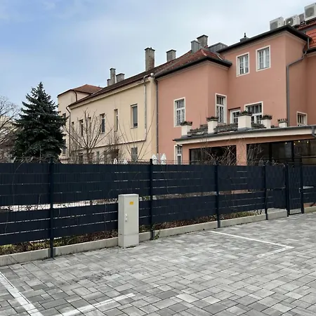 Nest - Urban Szálloda Győr
