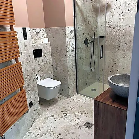 Nest 4* Gyor
